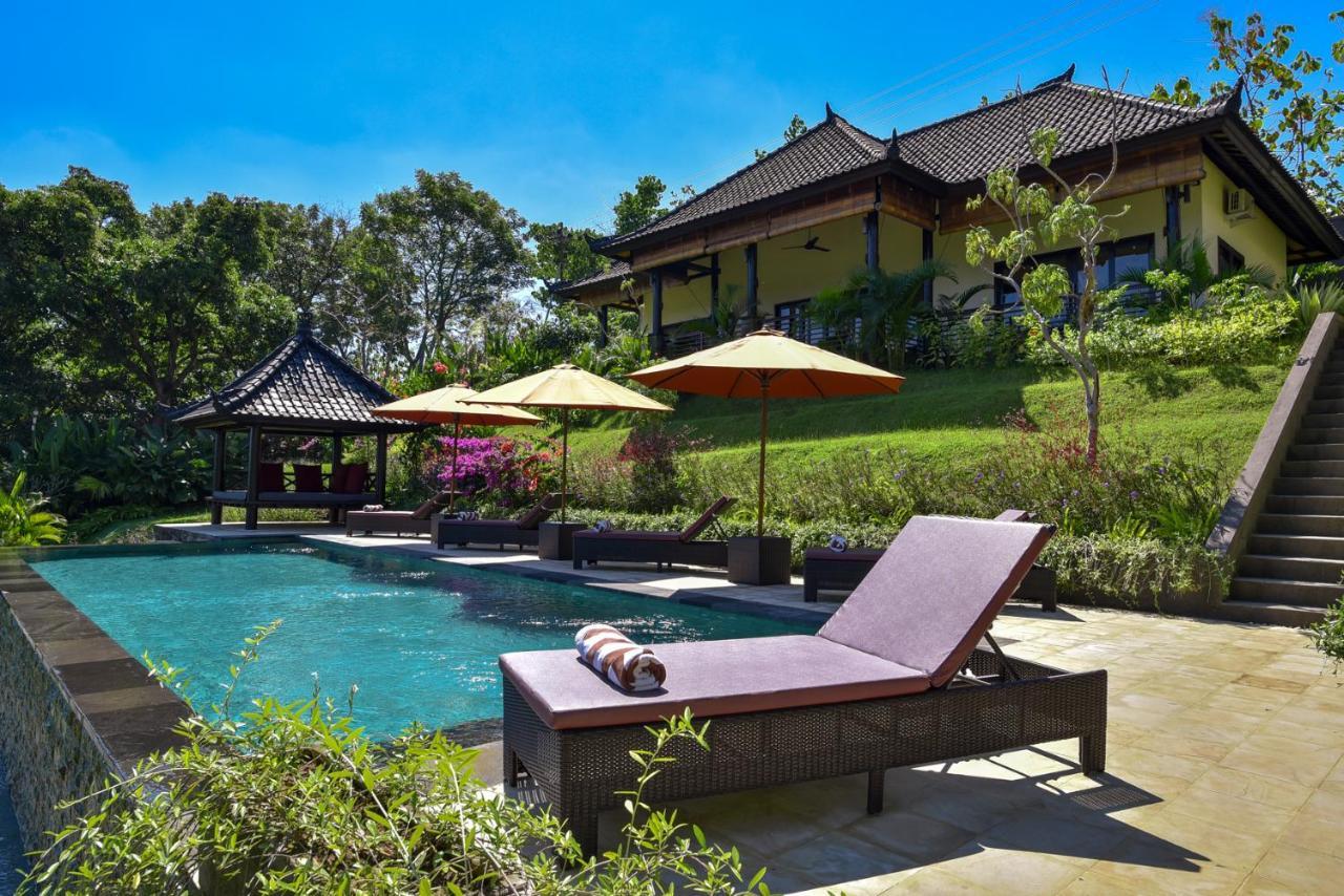 Villa Cahaya Perfectly Formed By The Natural Surrounding And Balinese Hospitality Lovina  Exterior photo