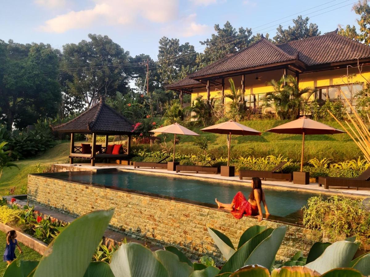 Villa Cahaya Perfectly Formed By The Natural Surrounding And Balinese Hospitality Lovina  Exterior photo
