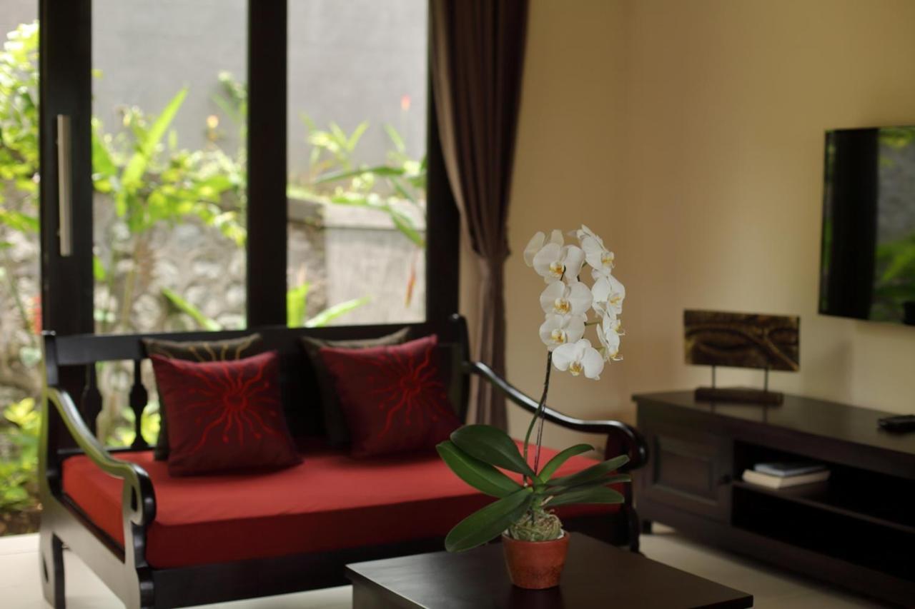 Villa Cahaya Perfectly Formed By The Natural Surrounding And Balinese Hospitality Lovina  Exterior photo